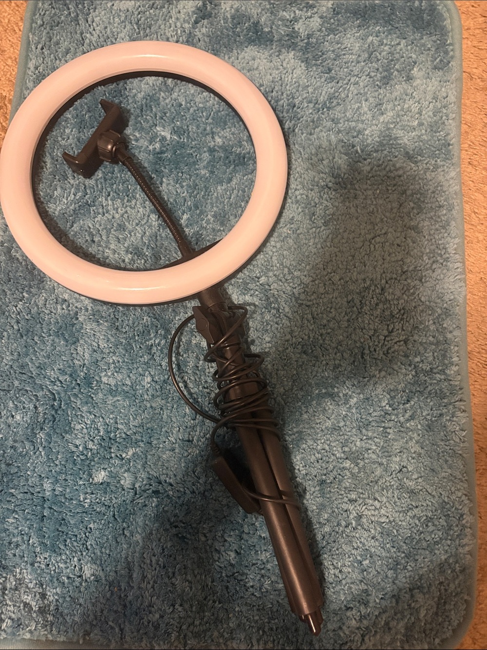 Black Ring Light with Phone Mount - Versatile Home Accent